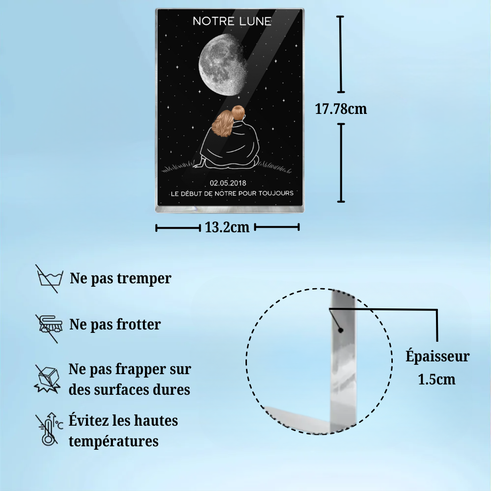 Couple sous la lune - Chevalet en acrylique personnalisé avec phase lunaire et noms, cadeau pour couple