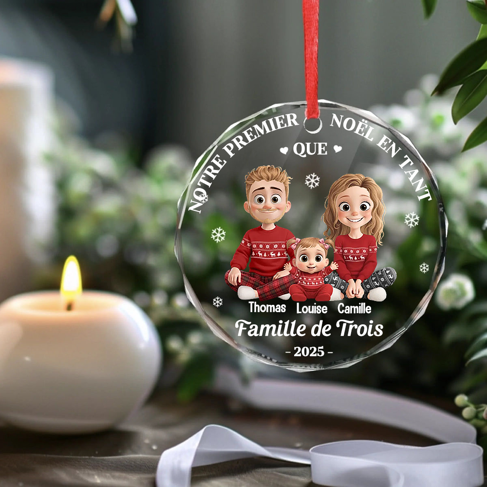 Décoration en verre personnalisée « Notre premier Noël en famille à trois » Ornement de Noël