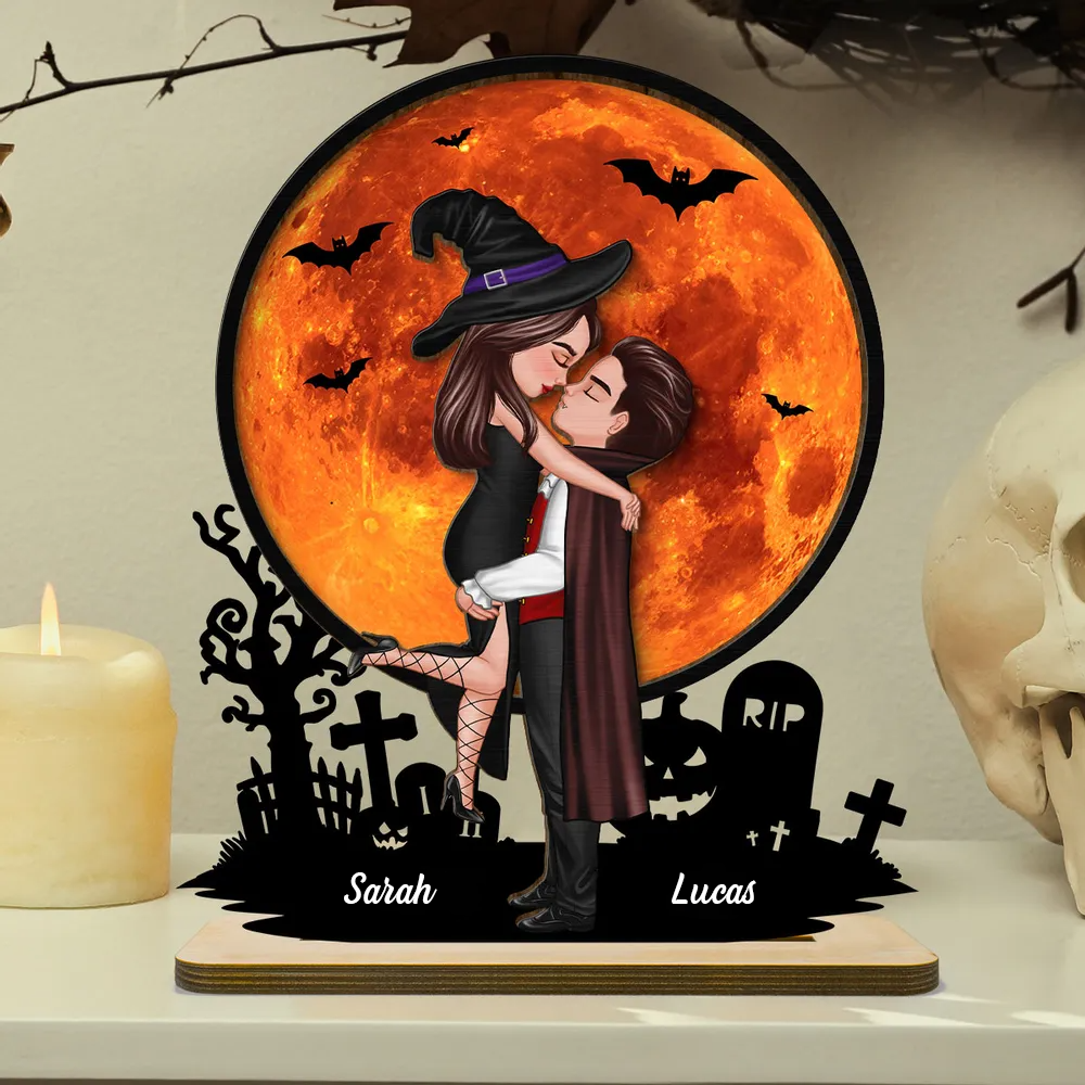 Couple d’Halloween – Plaque en bois personnalisée avec noms