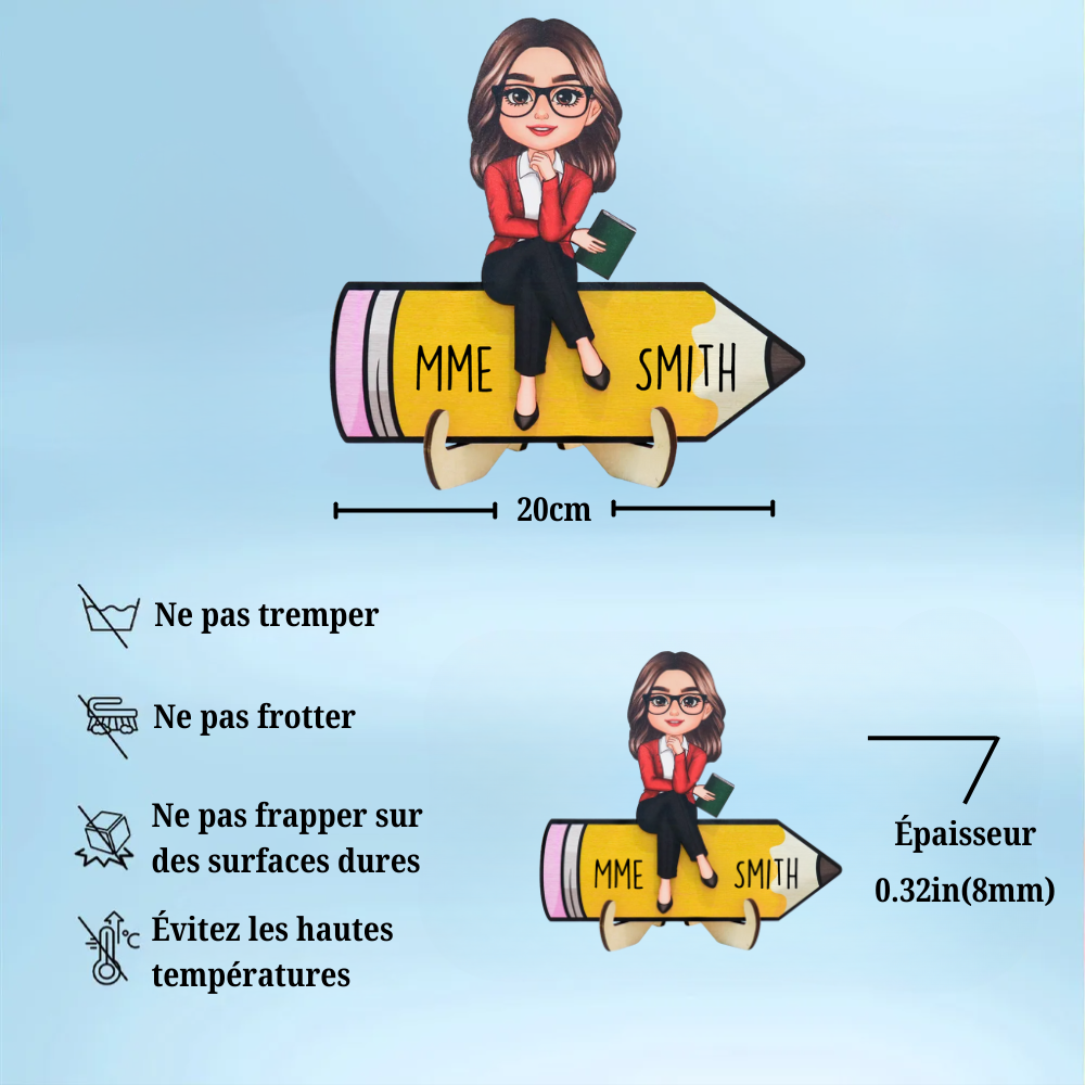 Figurine de professeur assis(e) sur un crayon – Plaque en bois personnalisée, décoration de bureau pour enseignant(e)