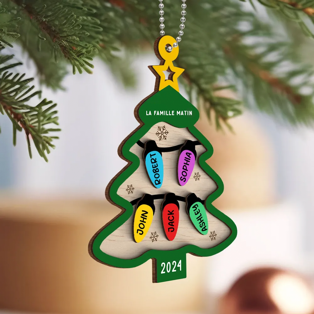 Guirlande lumineuse & Sapin de Noël - Ornement en bois personnalisé avec nom