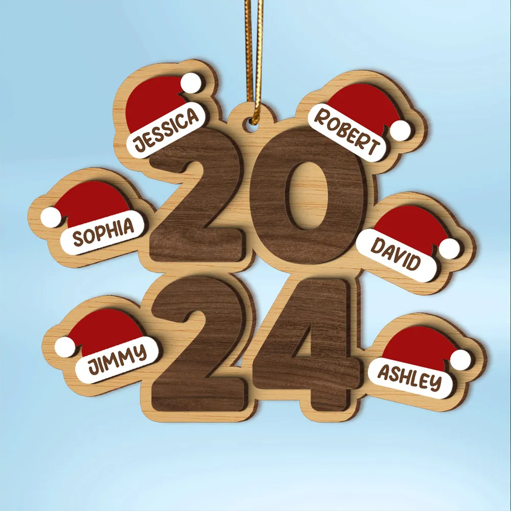 Pendentif de Noël personnalisé 2024 avec prénoms et chapeaux de Noël