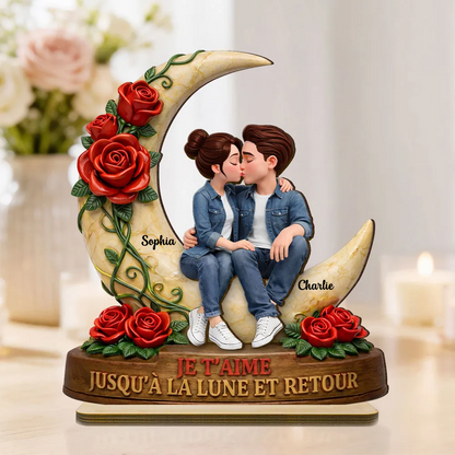 Couple sur la lune – Présentoir en bois personnalisé avec prénoms