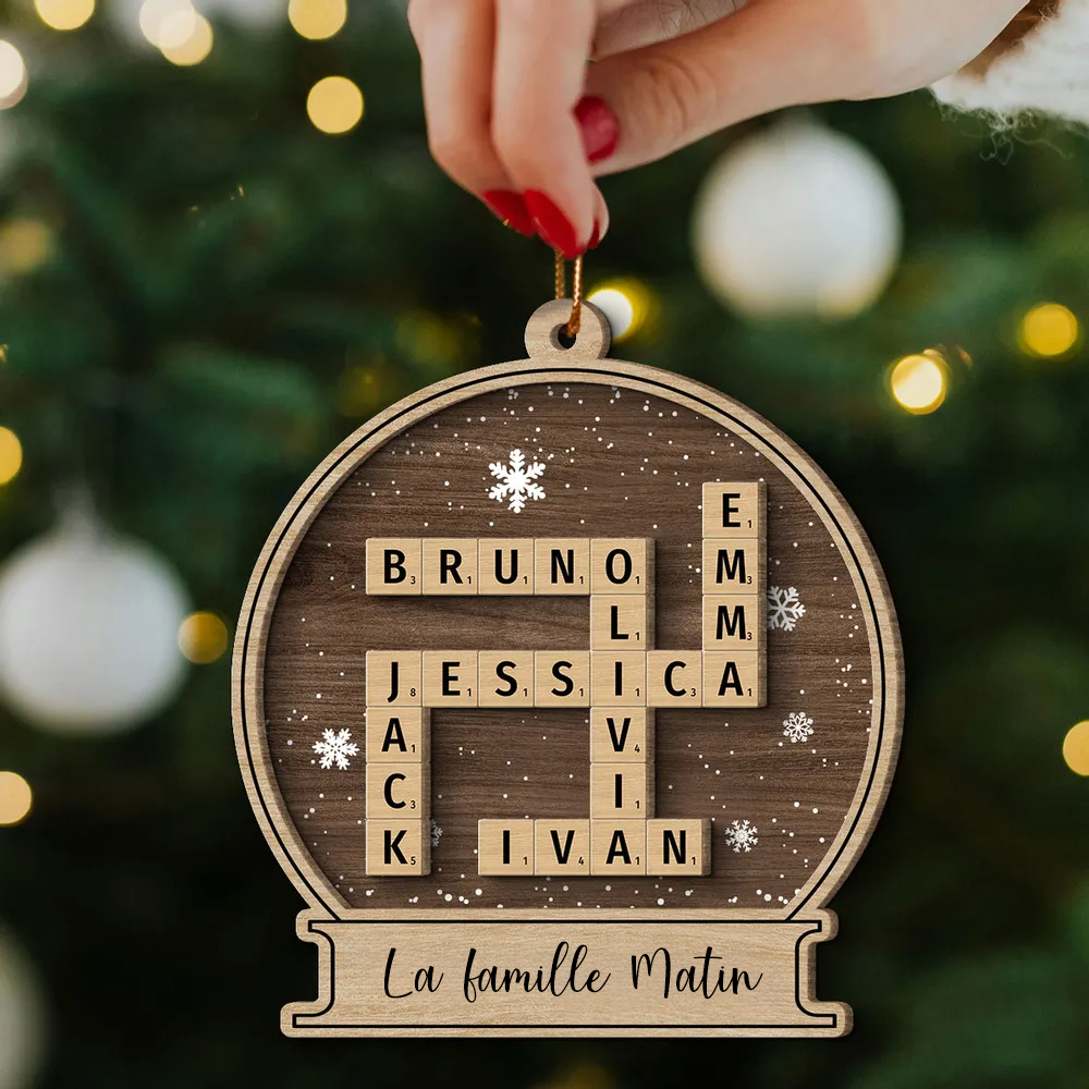 Décoration de Noël en forme de mots croisés personnalisée avec noms