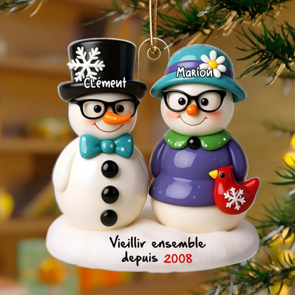 Couple de bonhommes de neige – Décoration de Noël personnalisée avec noms