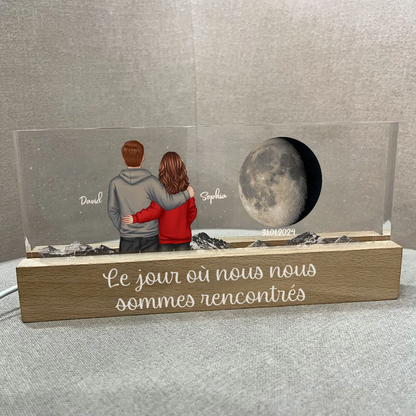 Couple sous la lune - Veilleuse LED personnalisée avec phase lunaire, couple et texte