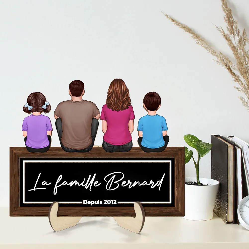 Présentoir en bois personnalisé avec membres de la famille – Plaque en bois avec personnages, chien et chat