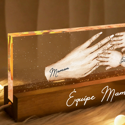 Main dans la main – Veilleuse LED personnalisée avec mains – Cadeau pour maman et mamie