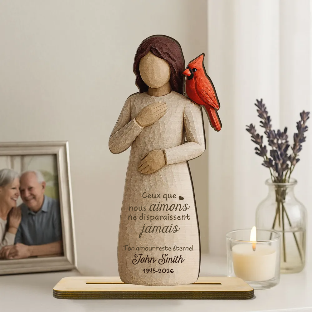 Femme et cardinal rouge – Présentoir en bois personnalisé – Cadeau commémoratif