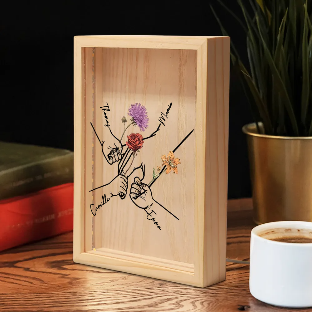 Mains entrelacées – Cadre lumineux personnalisé avec fleurs de naissance et prénoms, cadeau pour maman et mamie