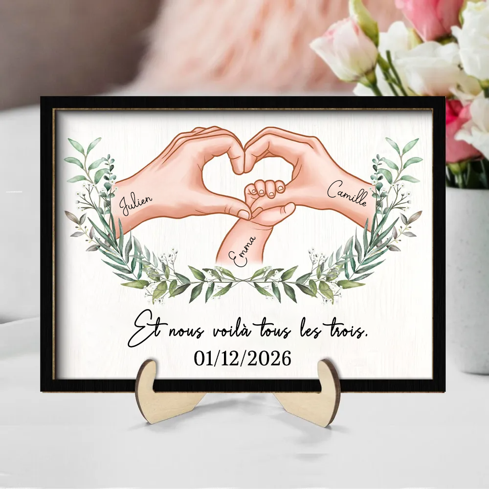 Plaque en bois personnalisée avec motif main dans la main – Cadeau pour jeune maman et jeune papa