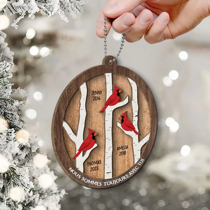 Cardinaux dans l'arbre - Ornement de Noël personnalisé en hommage