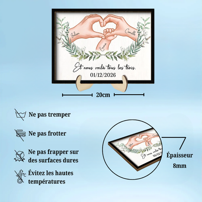 Plaque en bois personnalisée avec motif main dans la main – Cadeau pour jeune maman et jeune papa