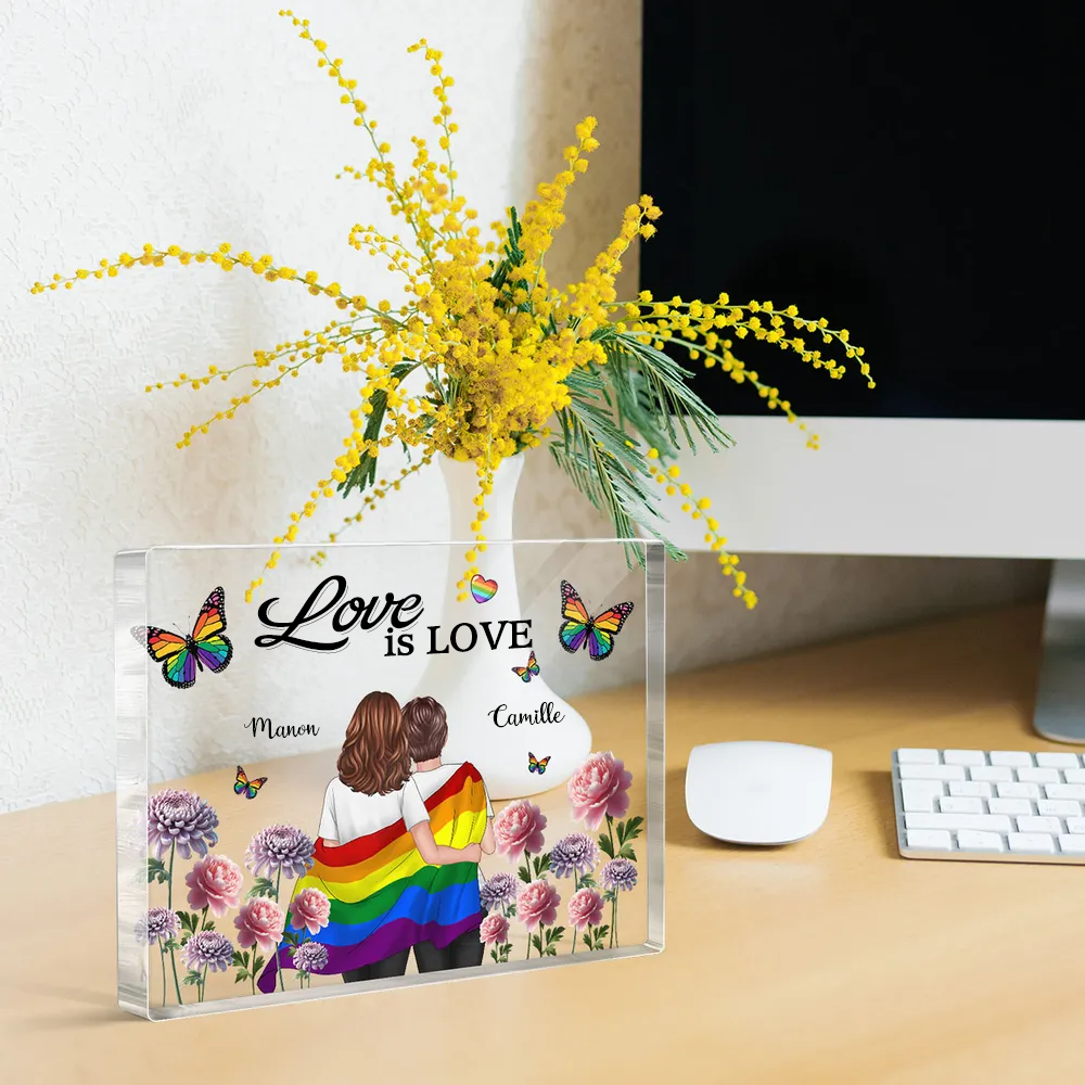 Plaque en acrylique personnalisée avec motif arc-en-ciel et 2 personnages – Cadeau pour couples LGBT