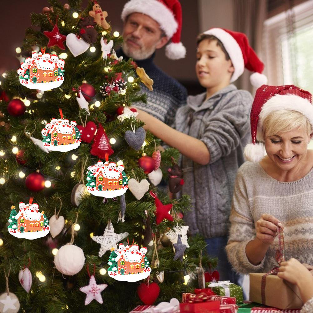 Maison en pain d'épices Famille Décoration de Noël personnalisée 2-7 noms